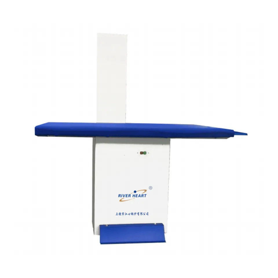 שולחן גיהוץ חסכוני במקום